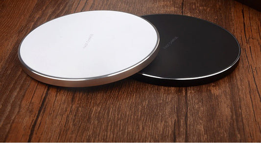 Wireless Fast Charge Charger - 5.0V/1A-2A Input, 5.0V/1A-1.2A Output, 9.0V/2A Fast Charge Input, 9.0V/1.2A Fast Charge Output, 8mm Transmission Distance, 76% Conversion Rate, 98mm x 98mm x 6.5mm Size