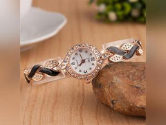 Leaf Bracelet Quartz Wrist Watch - Trendy Multi-Color Optional 21CM Buckle Length 0.9cm Bandwidth 2.1CM Dial Diameter 0.5CM Thickness 33G Weight