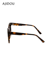Stay Stylish with Minimalist Sunglasses for Women: Trendy All-Matching Sunshade Eyewear