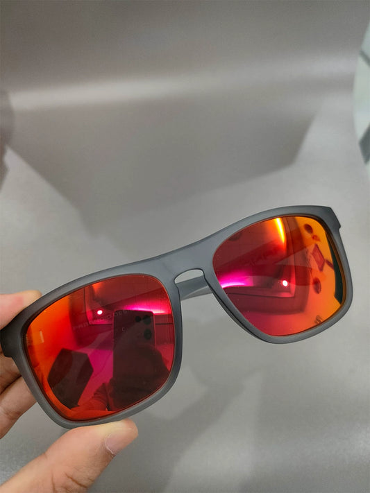 Reflective Polarized Sunglasses for Trendy Drivers and Fishers with UV Protection