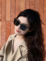 Transform Your Look with Foldable Polarized Sunglasses: Sun Protection, Stylish, and Face-Slimming!