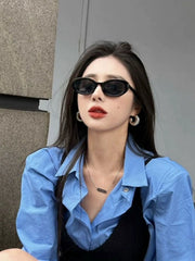 Retro Oval Sunglasses: Perfect for a Stylish Summer Look!