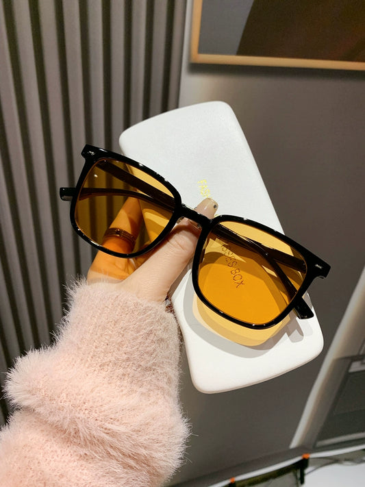 Elegant Polarized Sunglasses for Summer Getaways