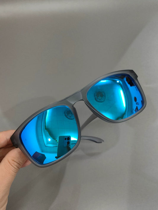 Reflective Polarized Sunglasses for Trendy Drivers and Fishers with UV Protection
