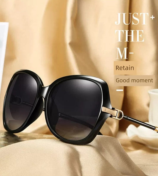 Embrace Trendy Style with Chic Polarized UV Sunglasses for Women