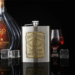 Stainless Steel Whisky Flask - Perfect Gift for Whisky Lovers & Outdoor Enthusiasts