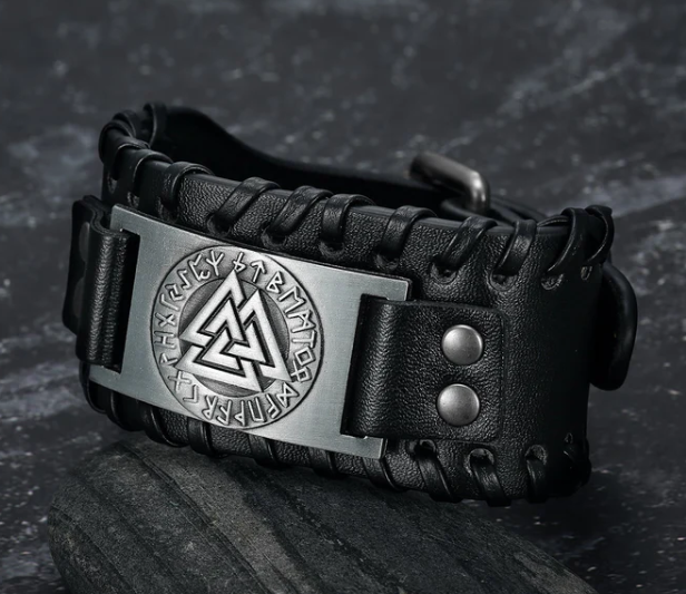 Nordic Viking Totem Triangle Energy Leather Bracelet for Men - Farefe