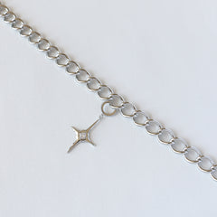 Stylish Metallic Cross Pendant Necklace for a Chic and Elegant Look